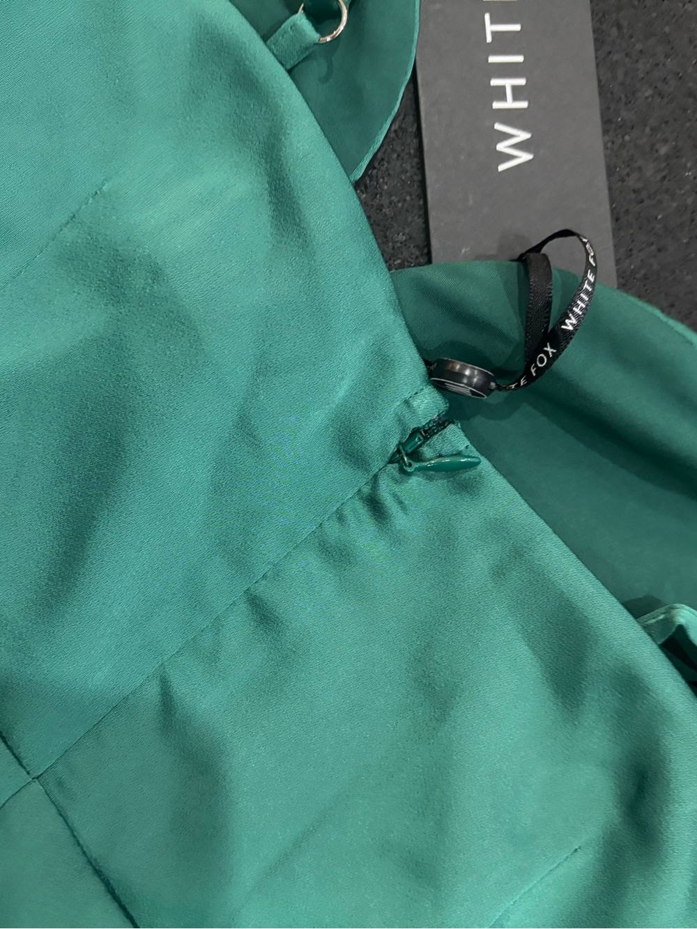 White Fox Boutique One In A Million Maxi Dress Emerald Sz S - Picture 14 of 14